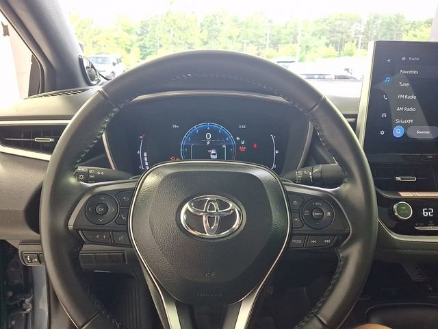 Used 2025  Toyota XSE image 27
