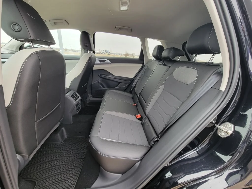 2026 Volkswagen Taos SE - Photo 19