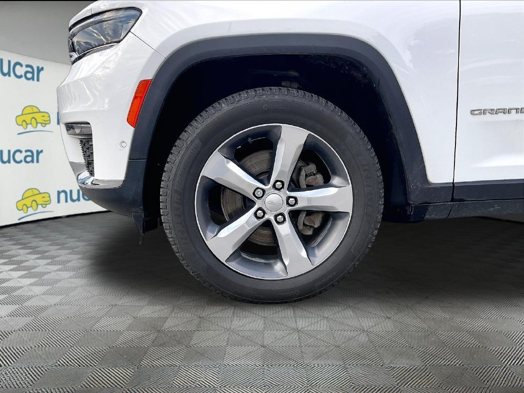 Used 2021 Bright White Clearcoat Jeep Limited image 7