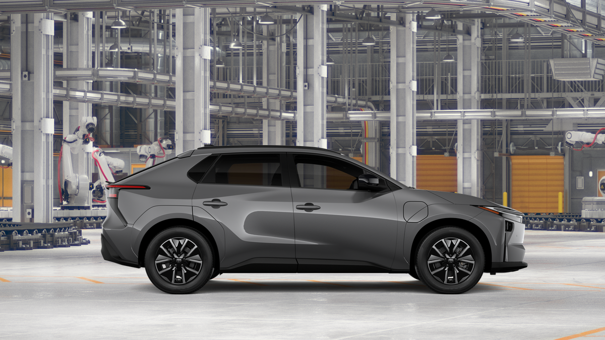 New 2027 Heavy Metal Toyota XLE image 12