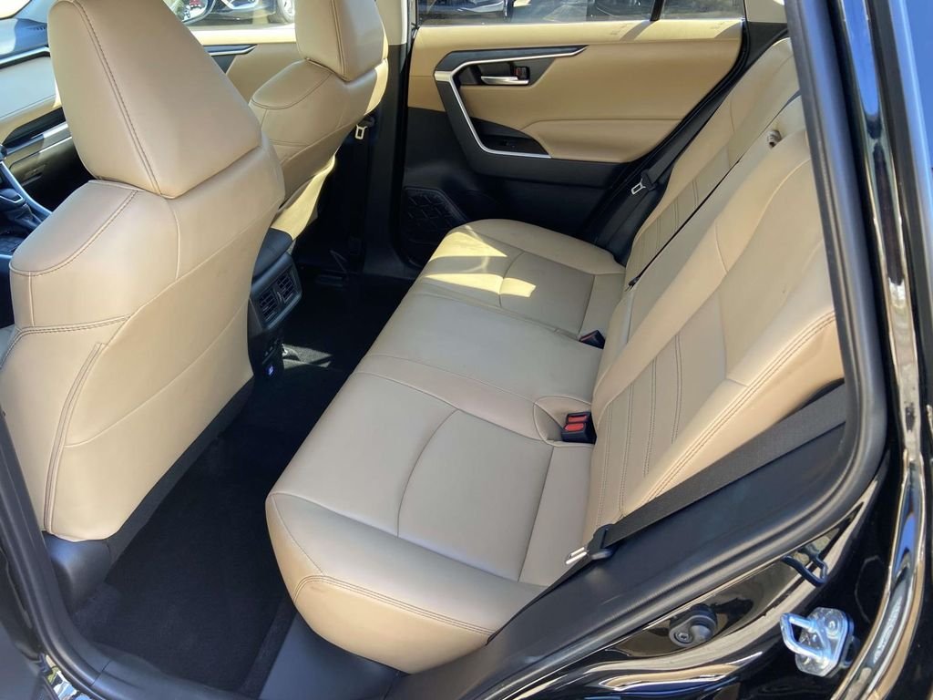 Used 2025 Black Toyota XLE Premium image 21