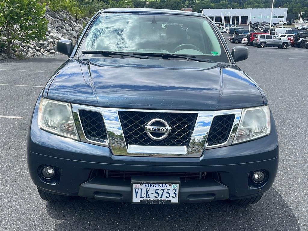 Used 2019 Arctic Blue Metallic Nissan SV image 2
