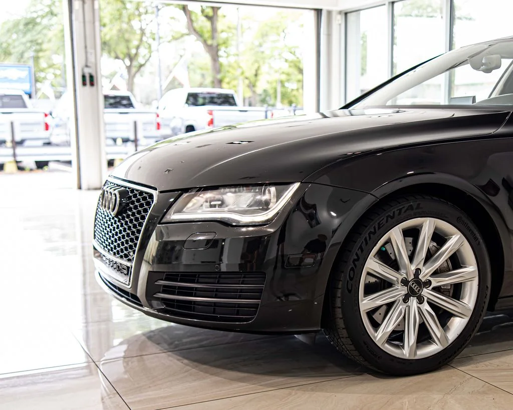 Used 2013 Black Audi  image 4