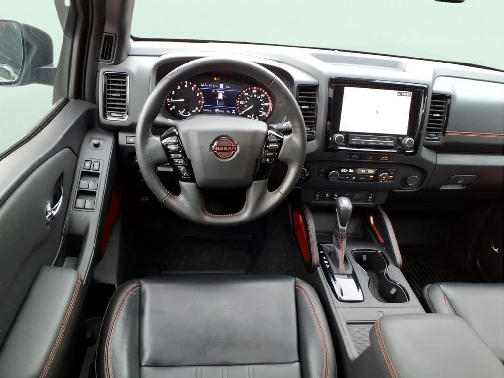 Used 2024 Green Nissan PRO-4X image 18