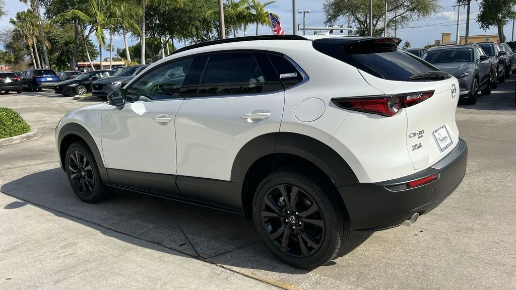 2025 Mazda CX-30 Turbo Premium - Photo 12