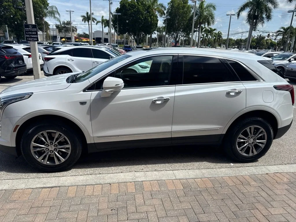 Used 2023 White Cadillac Premium Luxury image 5
