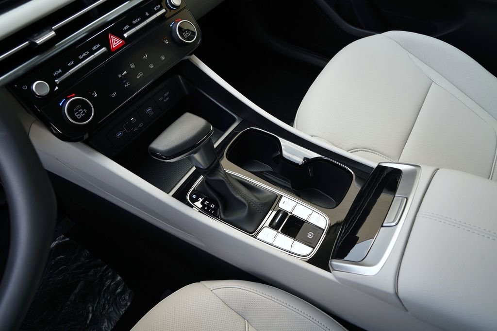 New 2026 Phantom Black Hyundai SEL Plus image 28