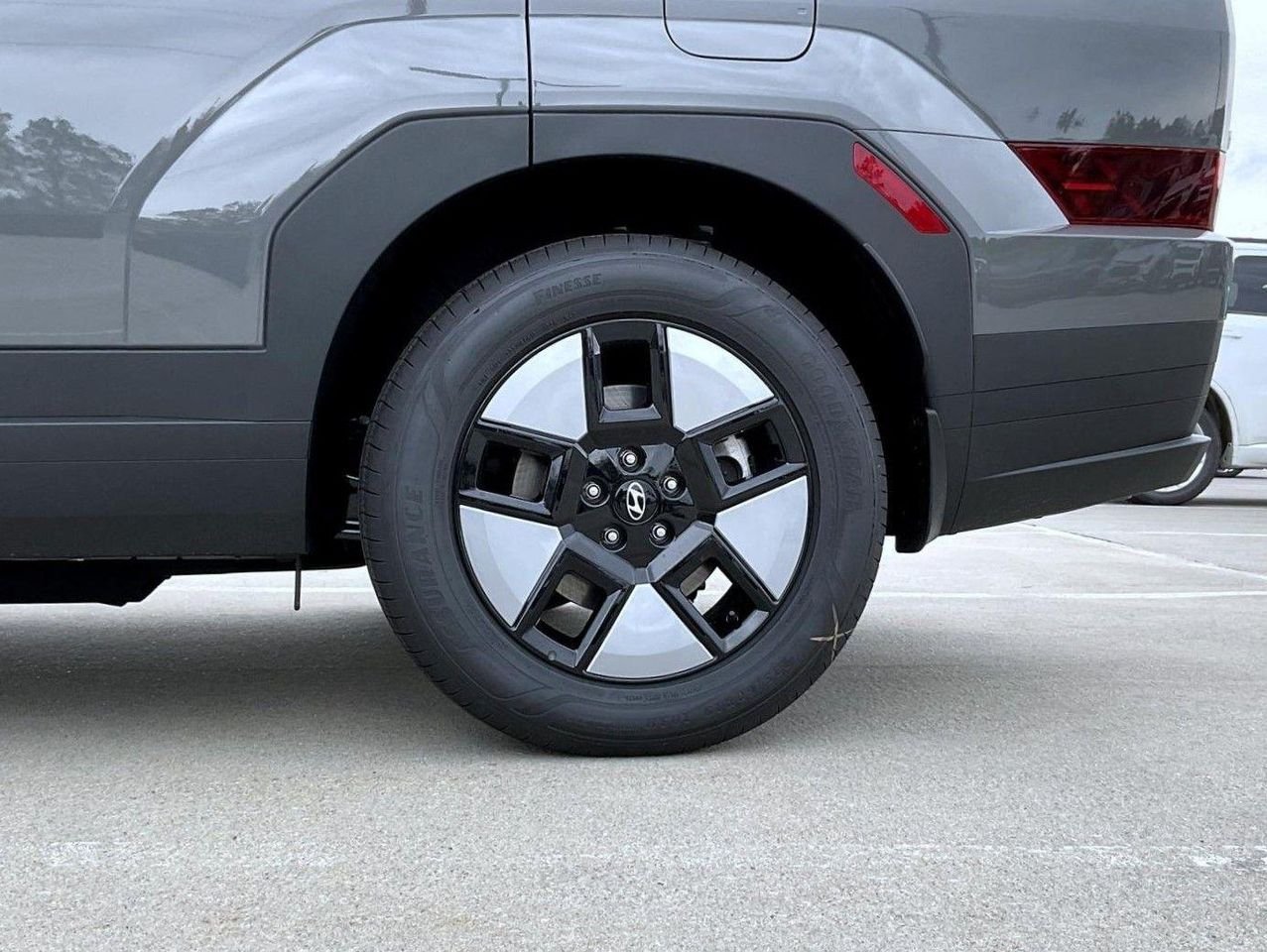 New 2026 Gray Hyundai SEL image 25