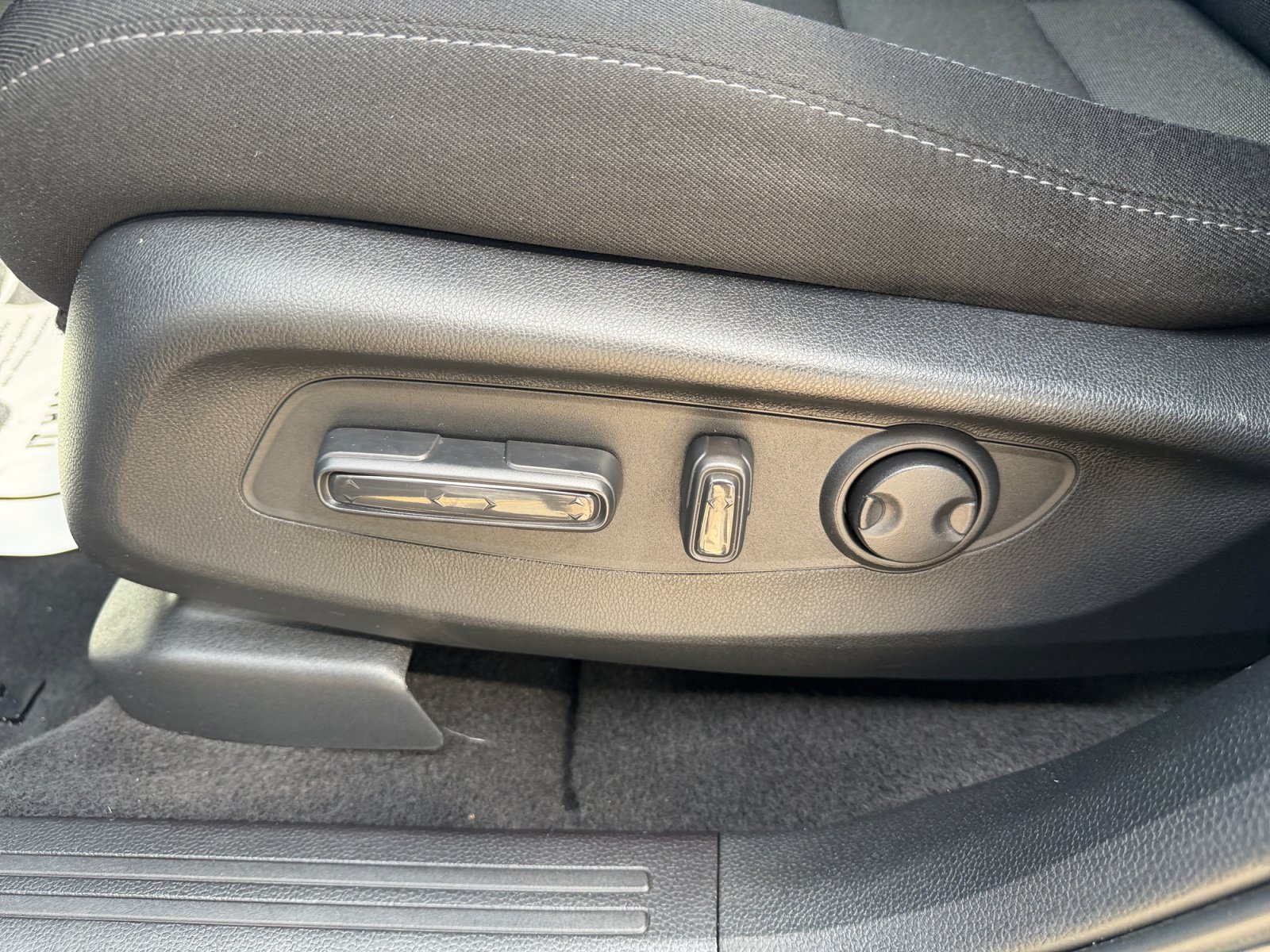 2025 Honda CR-V EX - Photo 9