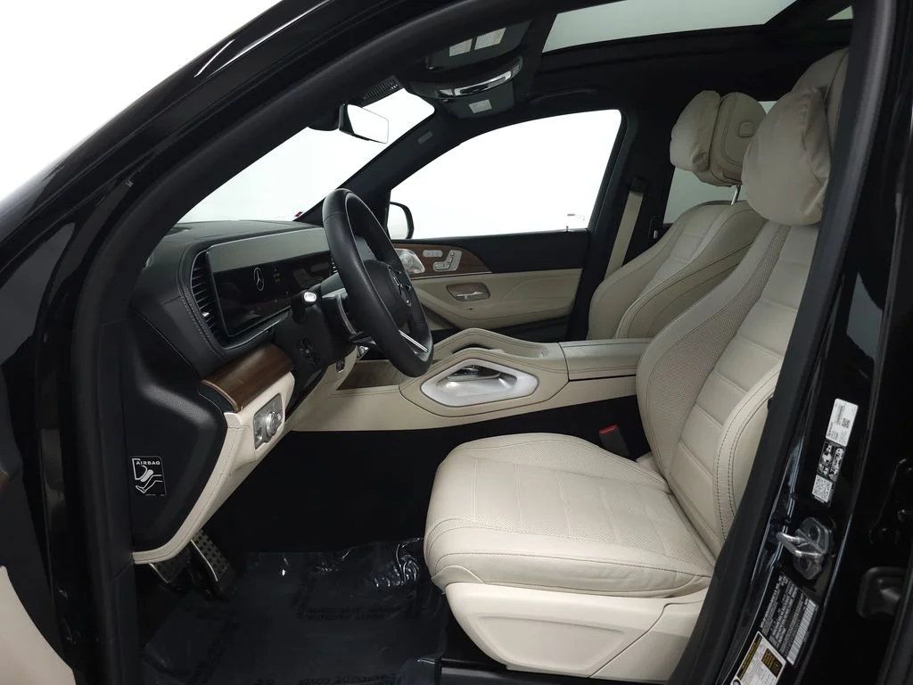Used 2026 Black Mercedes-Benz GLS 580 image 8