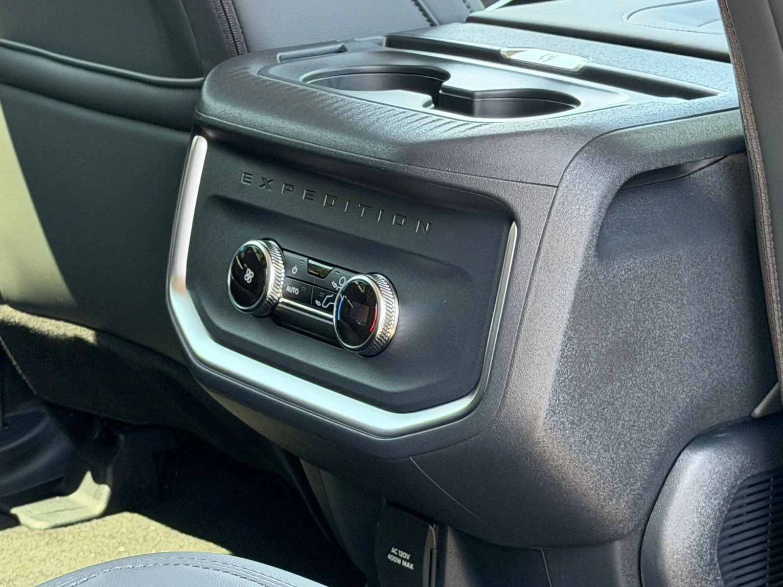 New 2027 Glacier Gray Metallic Tri-Coat Ford Active image 12