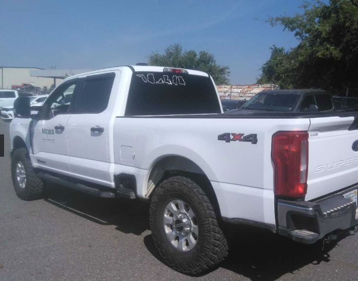 Used 2023 Oxford White Ford XLT image 6