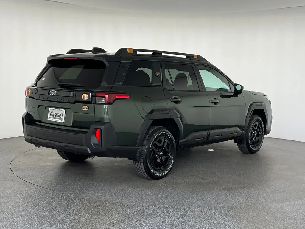 New 2026 DEEP EMERALD GREEN PEARL Subaru Wilderness image 4