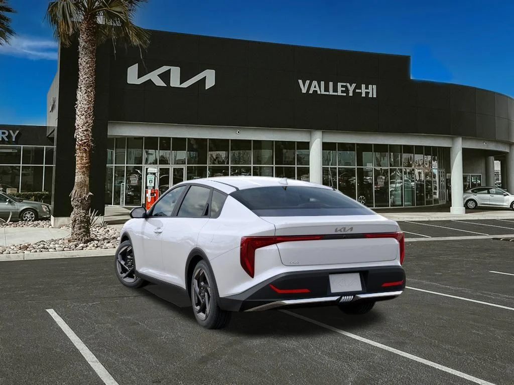 New 2026 Snow White Pearl Kia EX image 4