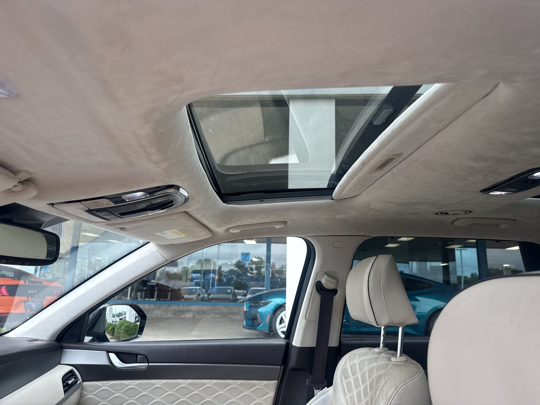 Used 2020 Becketts Black Hyundai Limited image 13