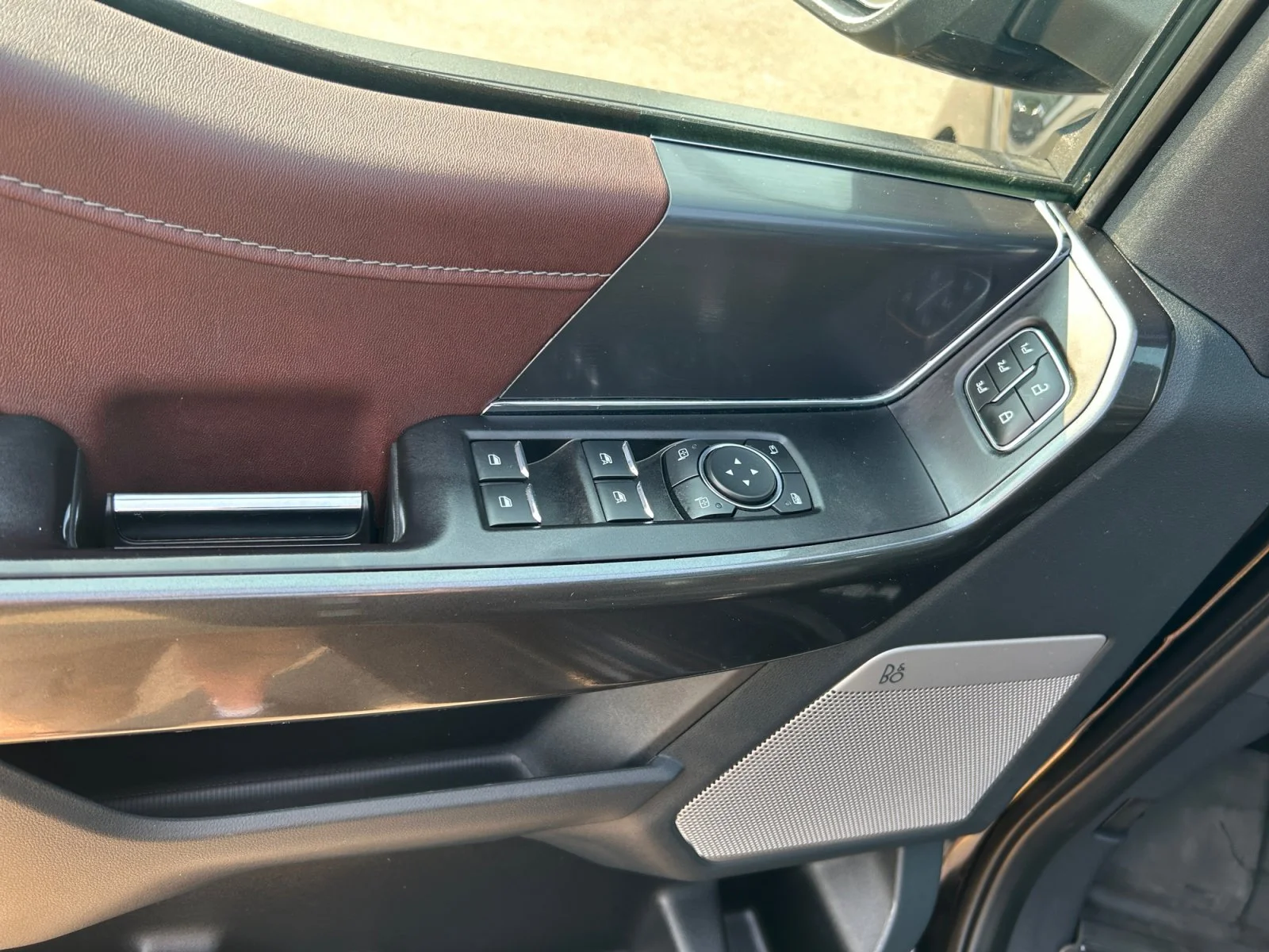 Used 2021 BLACK Ford LARIAT SuperCrew image 17