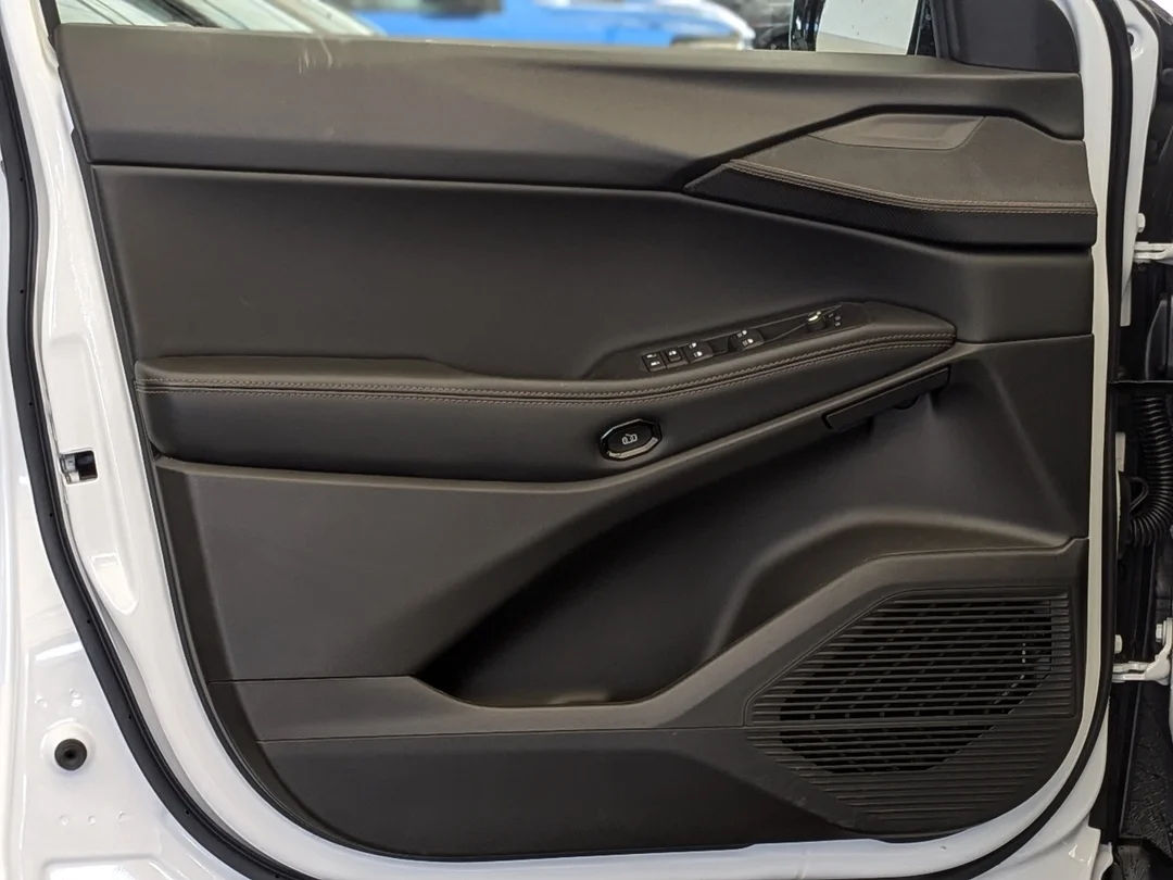 New 2026 White Jeep Limited - - 4x4 - 1.6L Turbo Hybrid - Power Liftgate - Wireless Charging & More! image 14