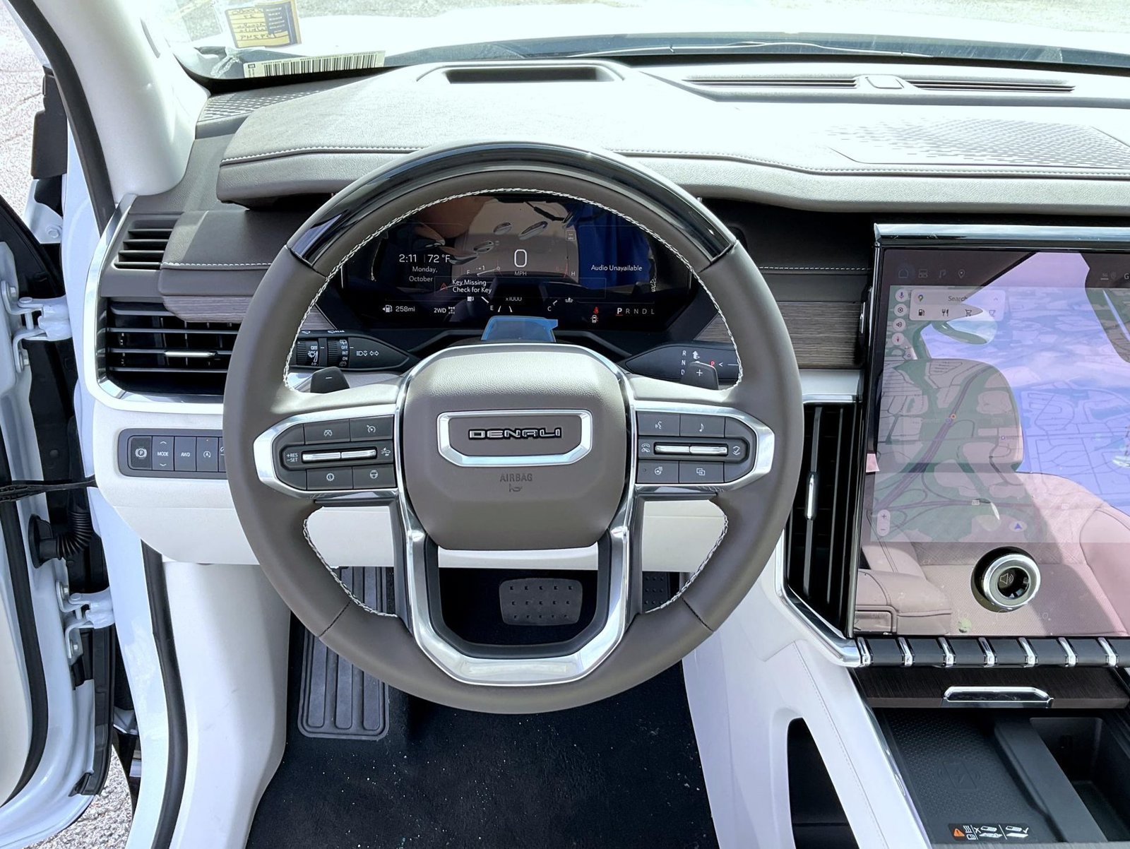 2027 GMC Acadia Denali - Photo 11