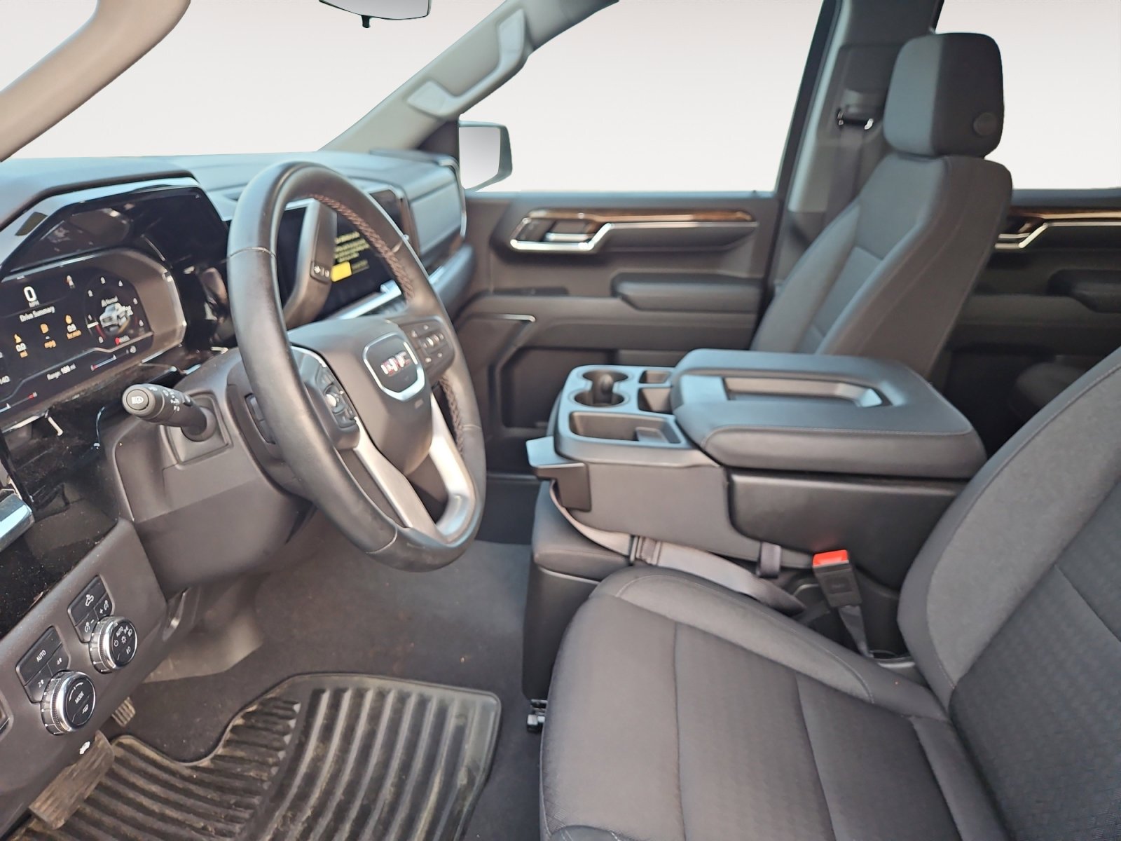 Used 2024 Titanium Rush Metallic GMC Elevation image 21