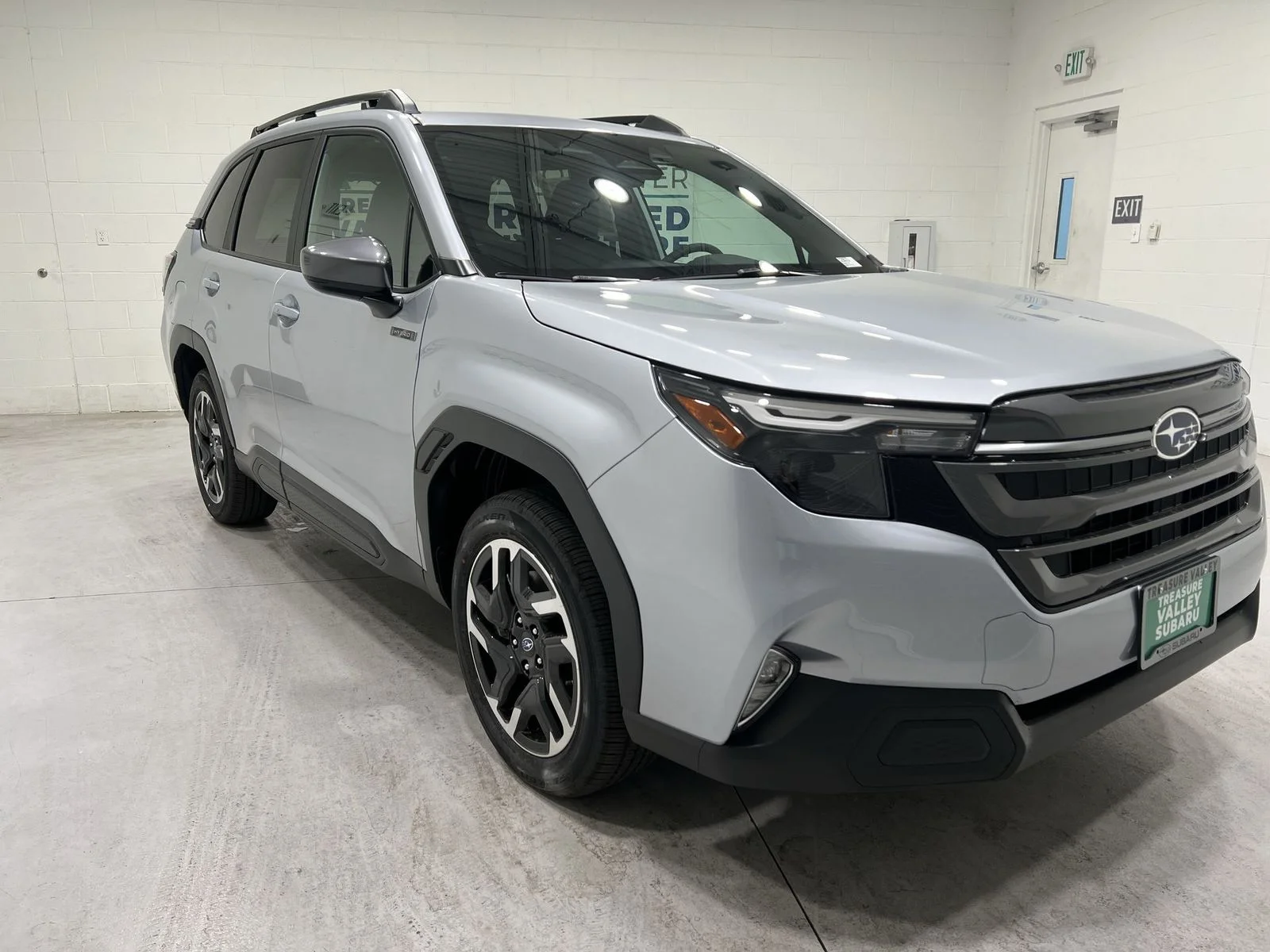 New 2026 ICE SILVER METALLIC Subaru Premium Hybrid image 2