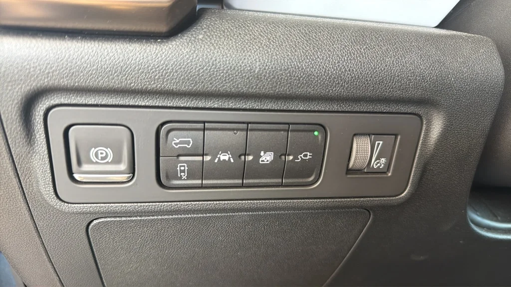 Used 2025 Graphite Blue Metallic GMC 3X image 20