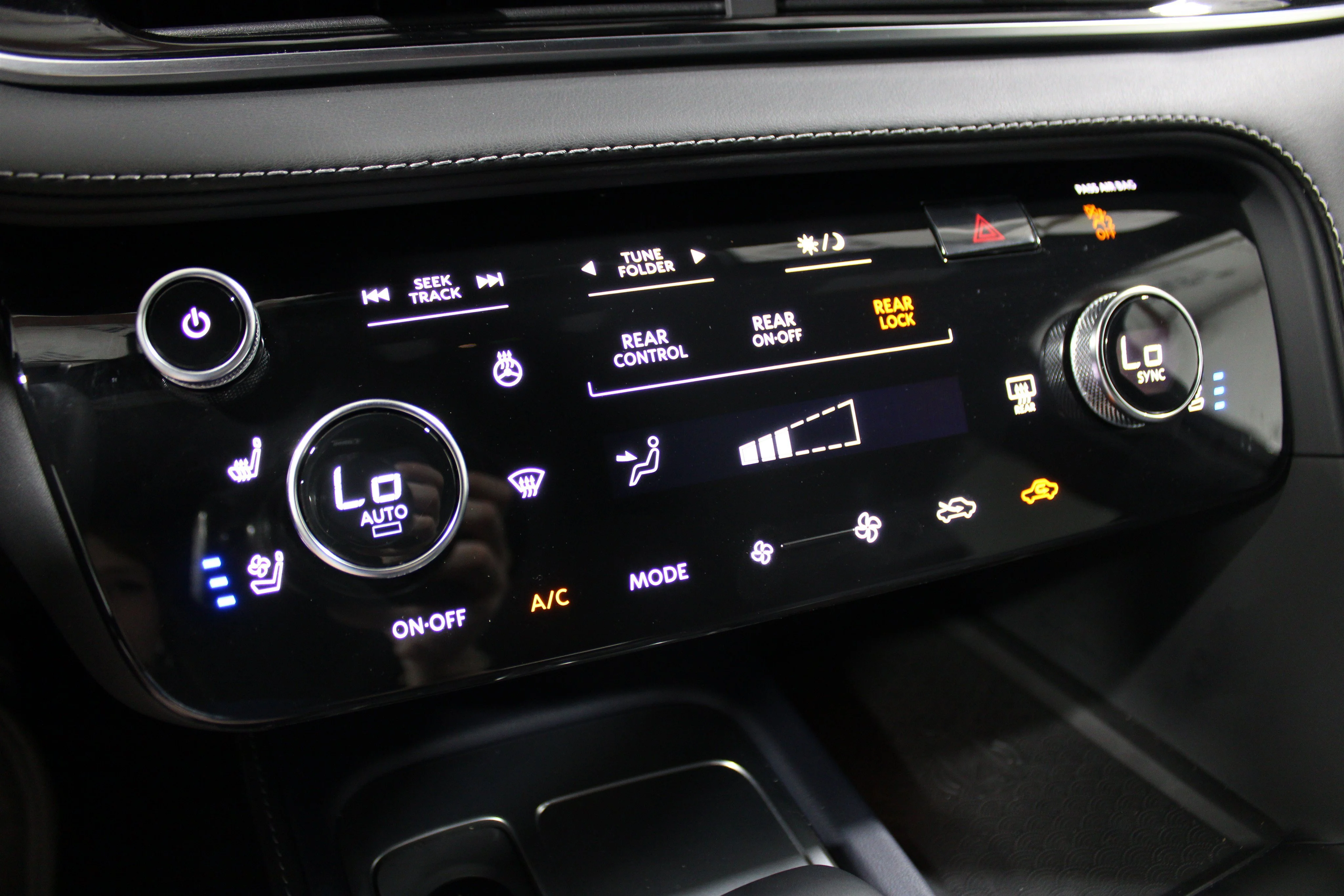 2026 INFINITI QX60 Sport - Photo 16