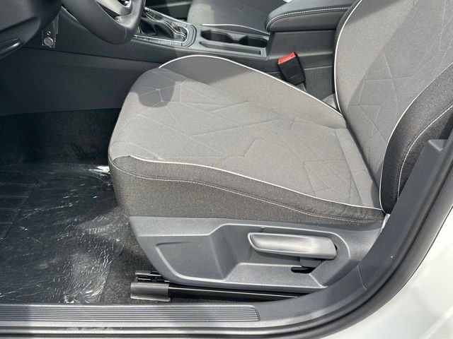 New 2026 Pure White Volkswagen 1.5T Sport image 24