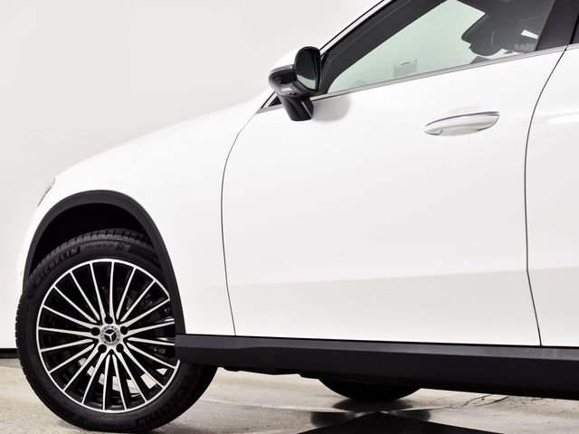 New 2027 Polar White Mercedes-Benz GLC 300 image 15