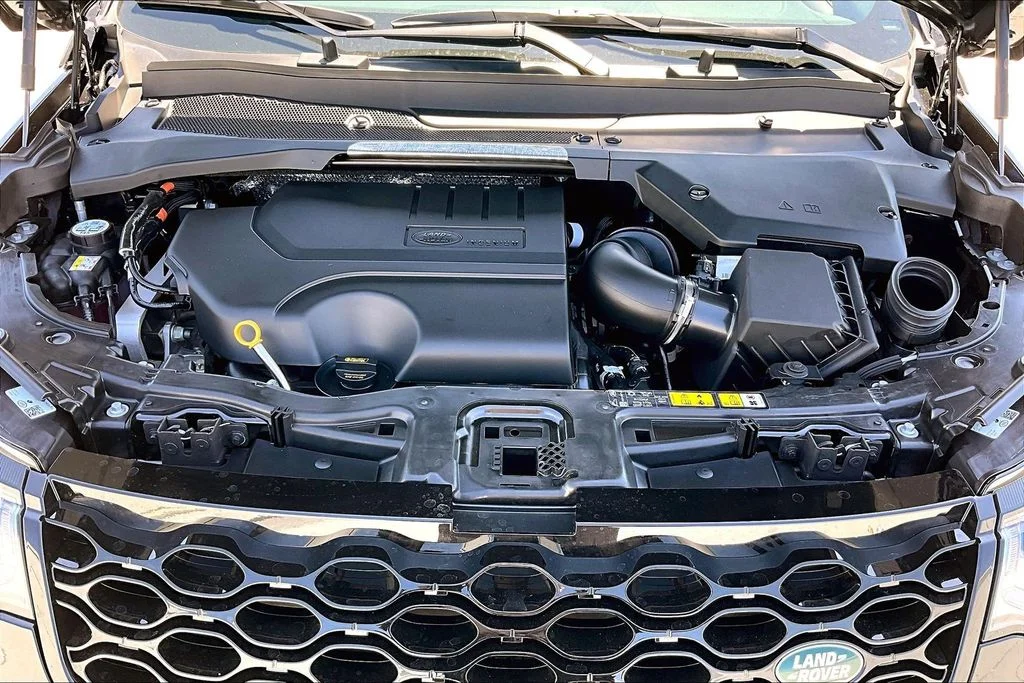 New 2026 Black Land Rover Landmark image 12