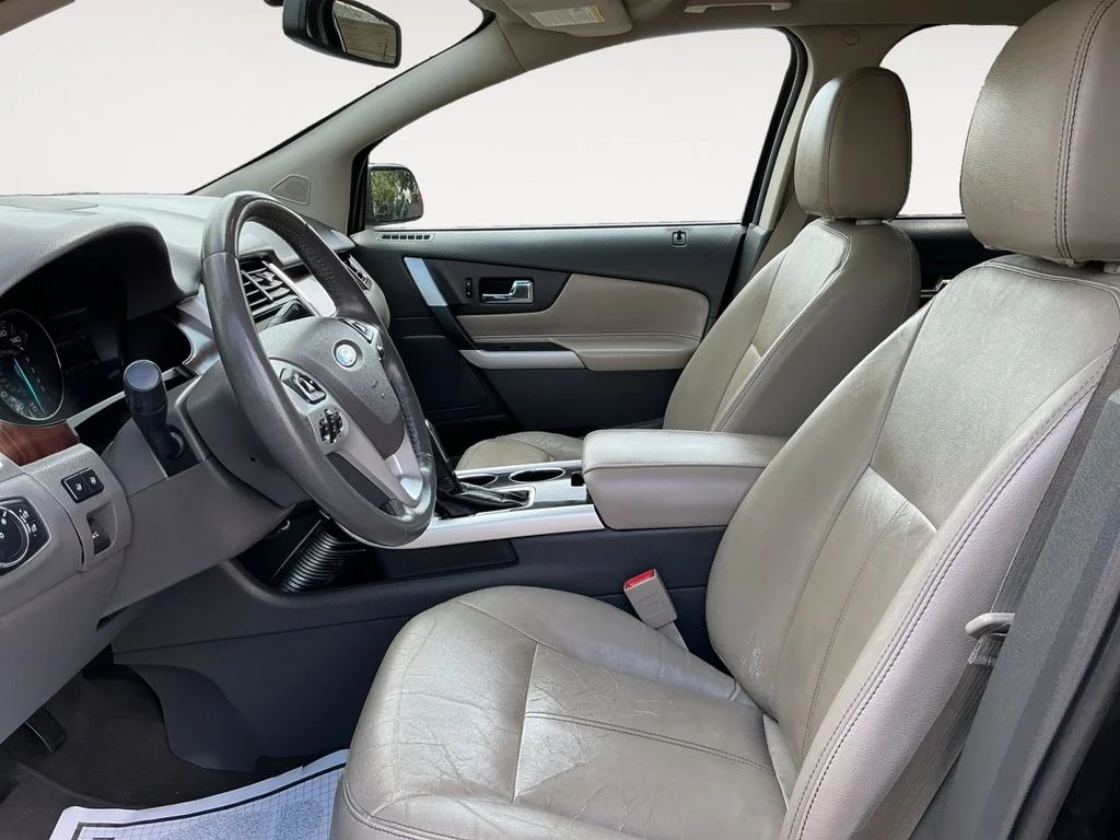 Used 2014 Black Ford Limited image 11