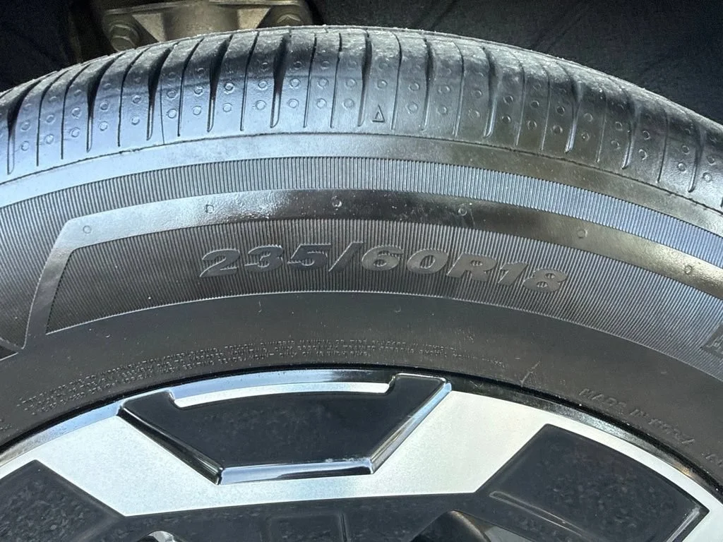 Used 2026 Green Hyundai SEL image 34