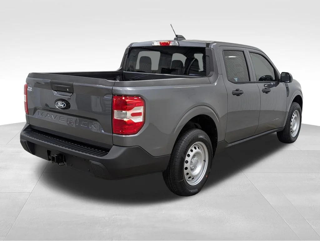 New 2026 Carbonized Gray Metallic Ford XL image 16