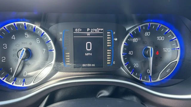 Used 2017 Silver Chrysler Touring image 29
