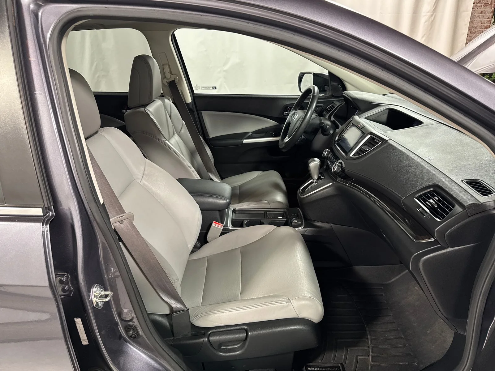 Certified Used 2016 Modern Steel Metallic Honda Touring image 28