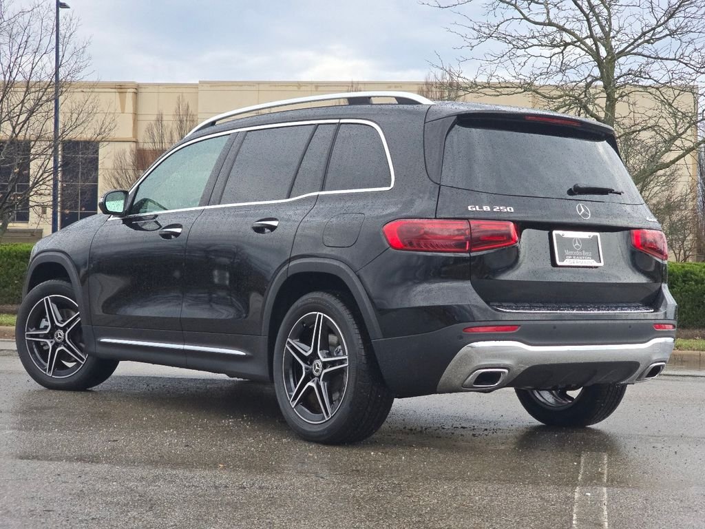New 2026 Night Black Mercedes-Benz GLB 250 image 14