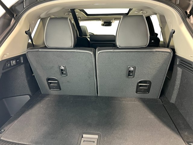 New 2026 Liquid Carbon Metallic Acura w/Advance Package image 33