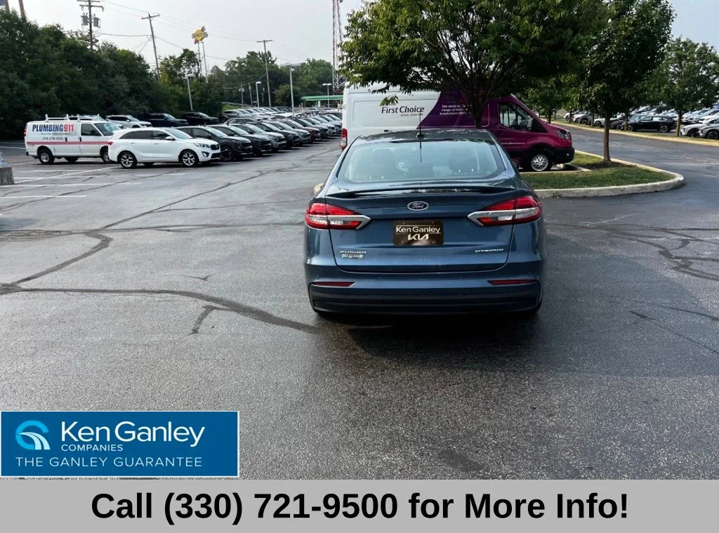 Used 2019 Blue Ford Titanium image 6
