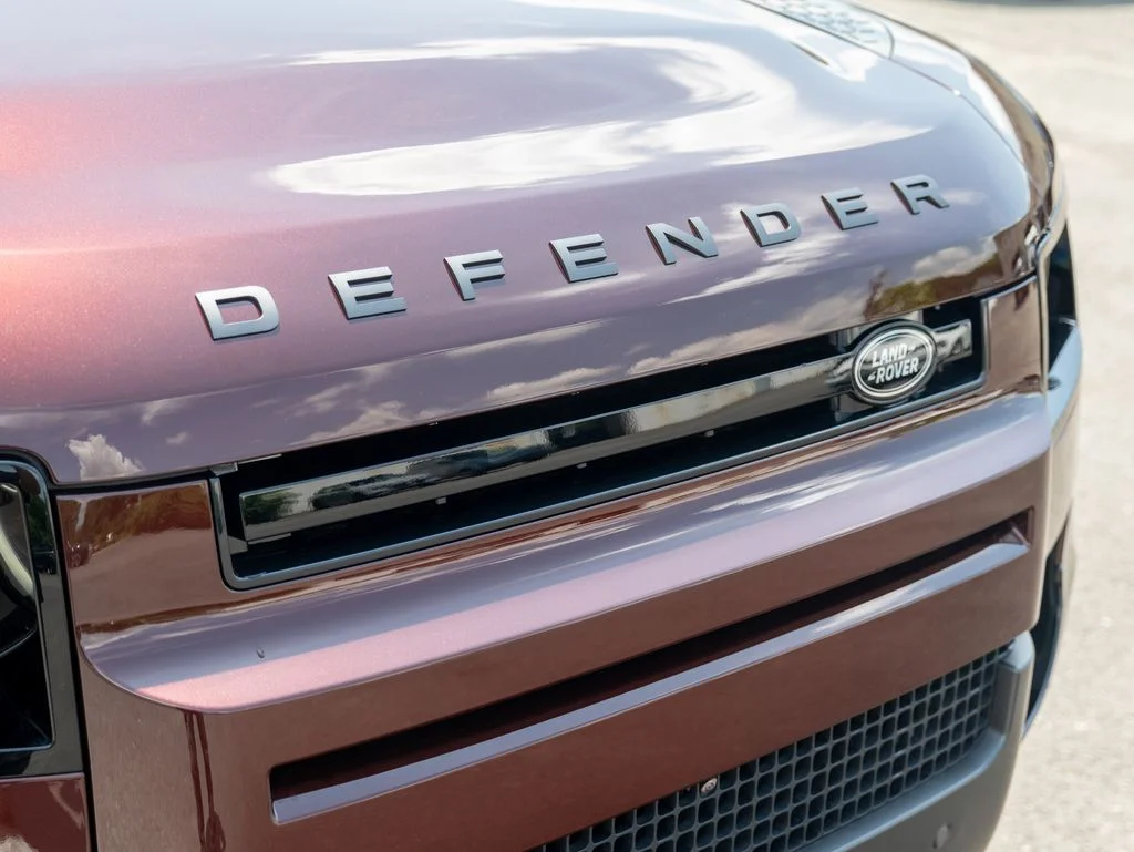 New 2026 Sedona Red Land Rover X image 15