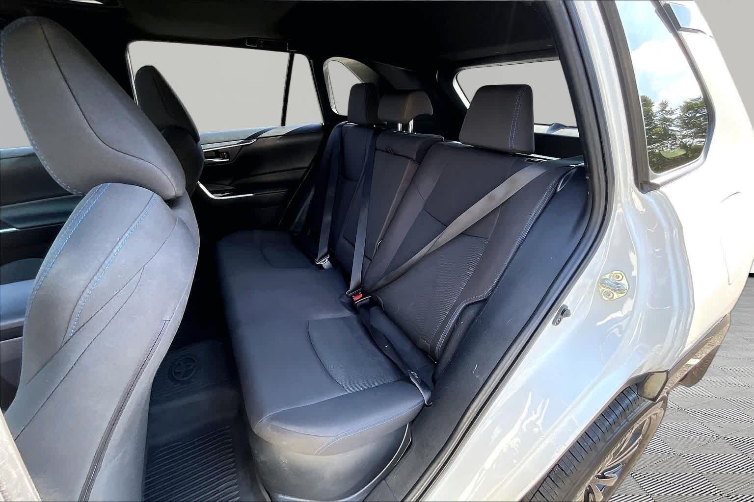 Used 2022 Blizzard Pearl Toyota Hybrid SE image 21