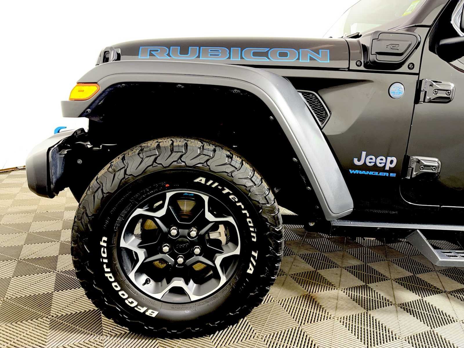 Used 2023 Black Clearcoat Jeep Rubicon image 8
