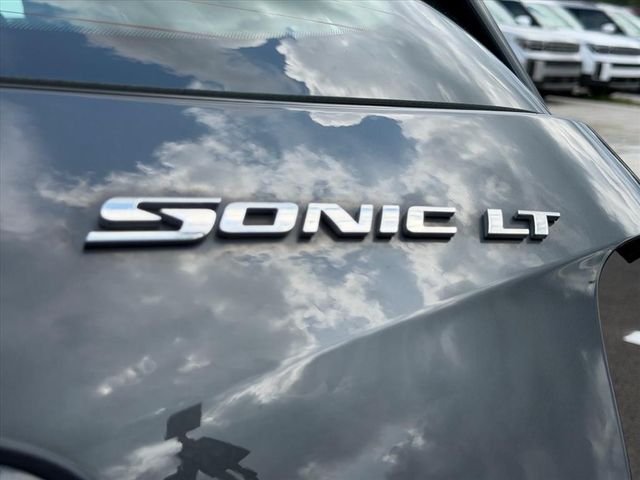 Used 2015 Gray Chevrolet LT image 19