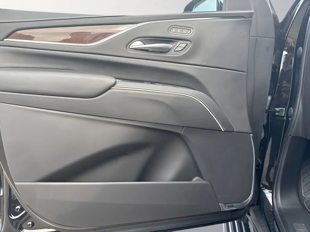Used 2023 Black Raven Cadillac Sport Platinum image 35