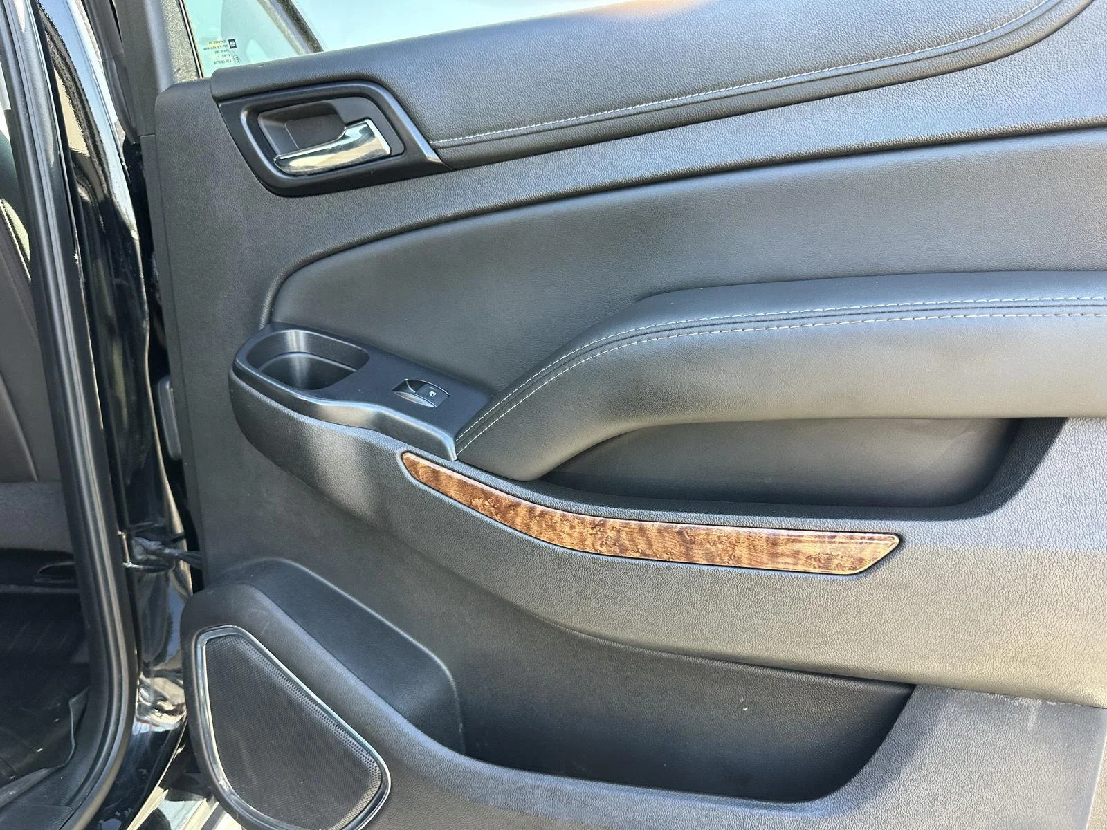 Used 2017 Black Chevrolet Premier image 20
