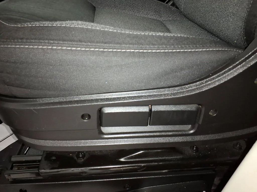 Used 2015 Red Ram High Roof image 14