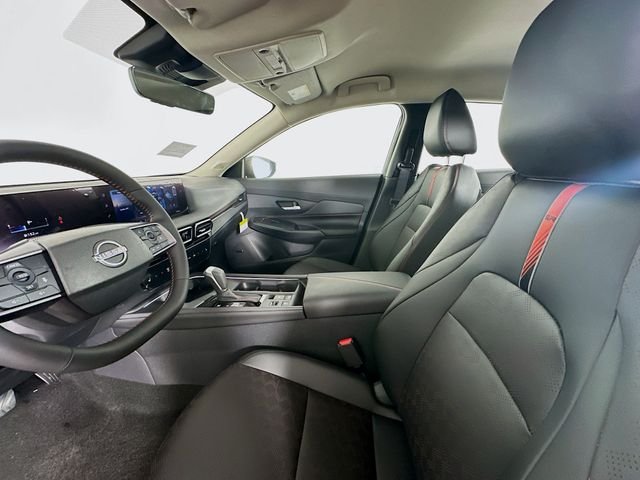New 2026 Atlantic Gray Metallic / Super Black Two-tone Nissan SR image 19