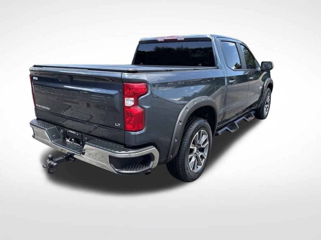 Used 2020 Gray Chevrolet LT image 5