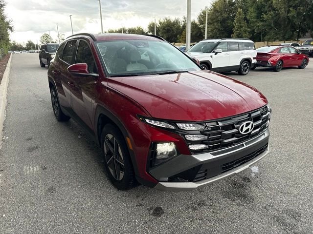 Certified Used 2025 Red Hyundai SEL Convenience image 6