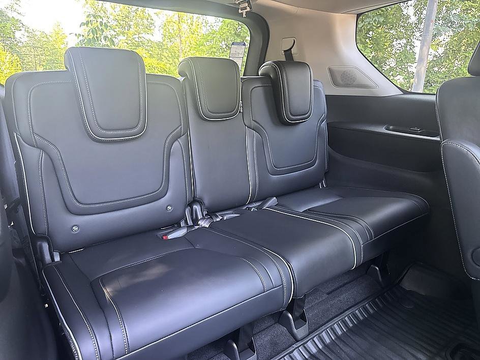 New 2026 Black Obsidian INFINITI LUXE image 23