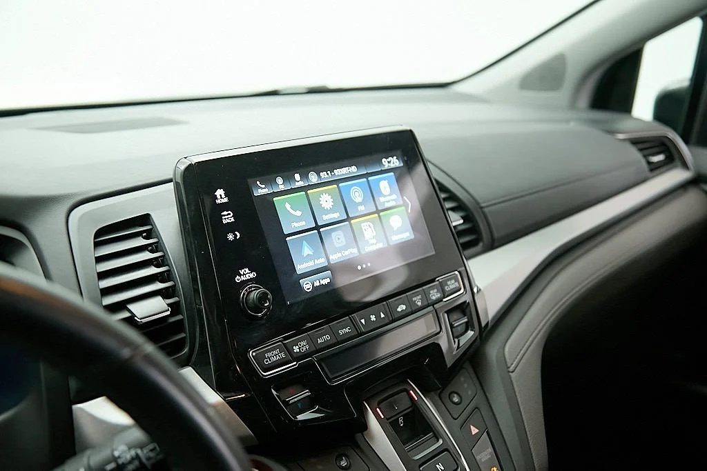 Used 2018 Gray Honda EX-L image 16