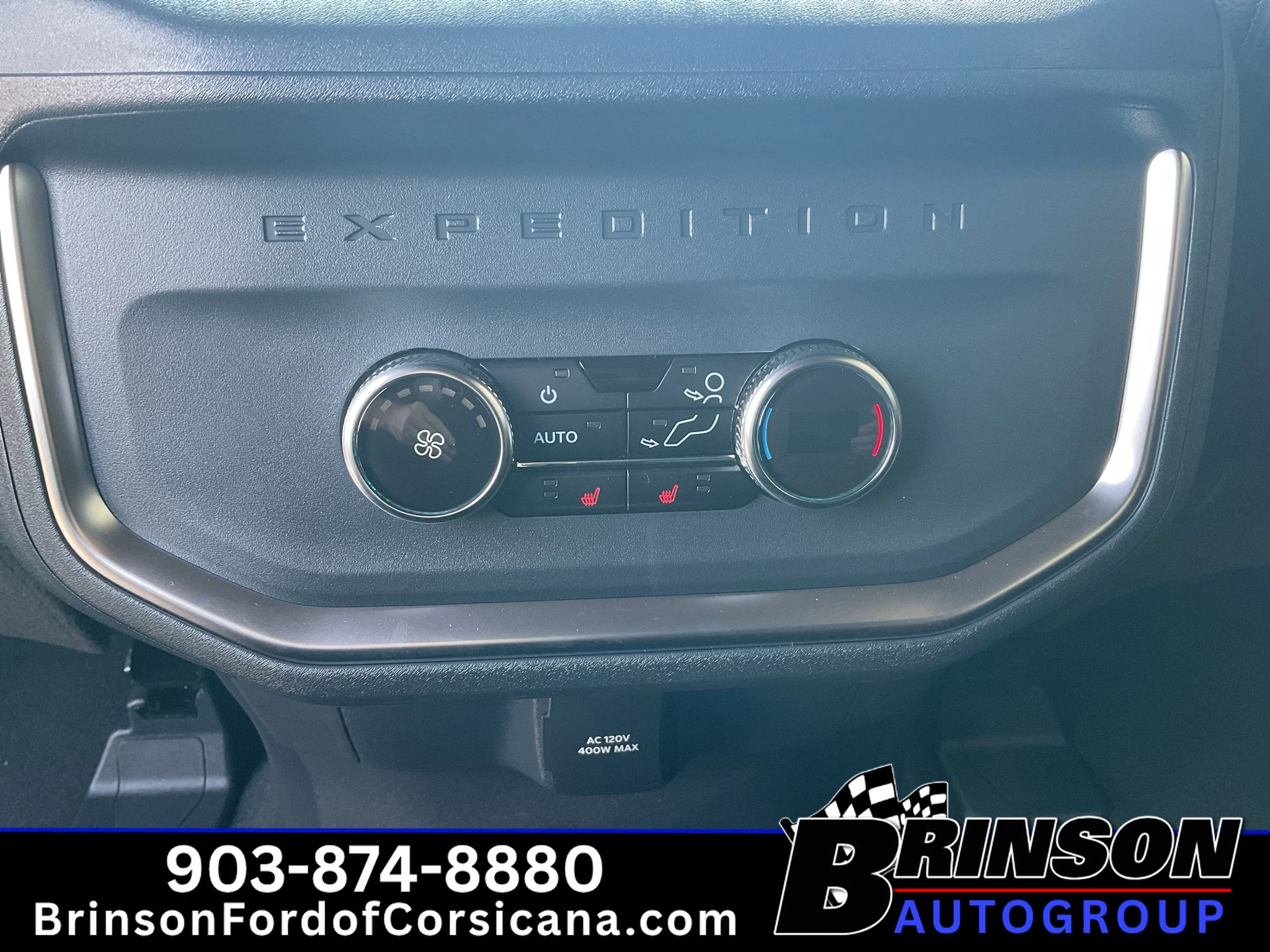 New 2027 Agate Black Metallic Ford King Ranch® image 9